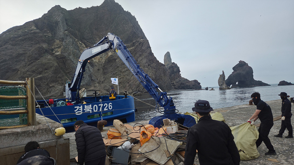 경북도, 민·관 합동 독도 연안·수중 정화행사 개최